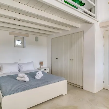 Holiday home A Summer House A Few Steps From The Santa Maria (Paros)